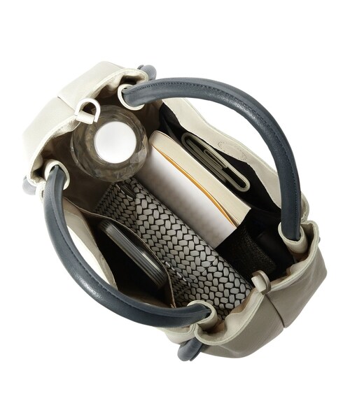 HIROKO HAYASHI（ヒロコハヤシ）の「CORDA（コルダ）2wayショルダーバッグ（ショルダーバッグ・レディース・ホワイト系7・00）」の9枚目の写真