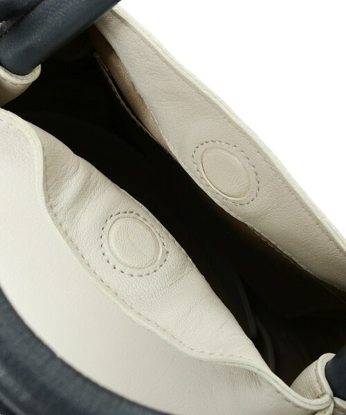 HIROKO HAYASHI（ヒロコハヤシ）の「CORDA（コルダ）2wayショルダーバッグ（ショルダーバッグ・レディース・ホワイト系7・00）」の10枚目の写真