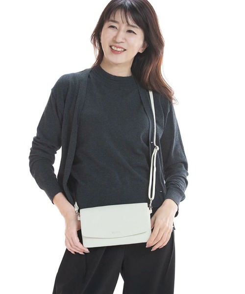 【BARCOS/バルコス】シュリンクレザーお財布ポシェット