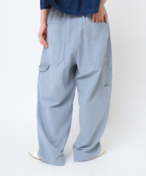 URCH RNA（アーチ アールエヌエー）の「R4324 綿麻サージのカーペンターパンツ（その他パンツ・レディース・ブルー/ベージュ/グレー・FREE）」の11枚目の写真
