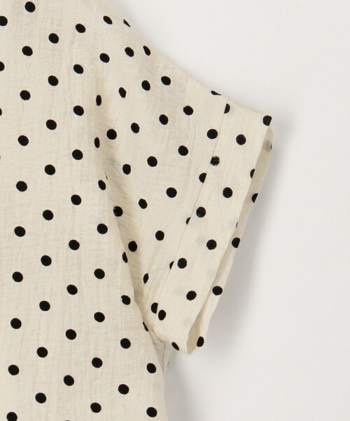 MICO COULIER（ミコクリエ）の「ドットノーカラーオーバーギャザーブラウス（シャツ/ブラウス・レディース・グレー系その他/ブラウン系その他/ホワイト系その他/ベージュ系その他・38）」の11枚目の写真