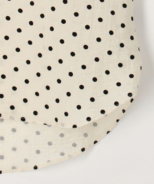 MICO COULIER（ミコクリエ）の「ドットノーカラーオーバーギャザーブラウス（シャツ/ブラウス・レディース・グレー系その他/ブラウン系その他/ホワイト系その他/ベージュ系その他・38）」の12枚目の写真