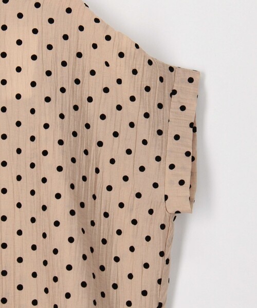 MICO COULIER（ミコクリエ）の「ドットノーカラーオーバーギャザーブラウス（シャツ/ブラウス・レディース・グレー系その他/ブラウン系その他/ホワイト系その他/ベージュ系その他・38）」の19枚目の写真