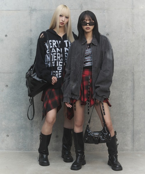 Figments(フィグメンツ)の「フェイクスリーブイレヘムスカート(スカート・レディース・ブラック/レッド/グレー/ネイビー/レッド系その他/ブラウン・FREE)」の17枚目の写真