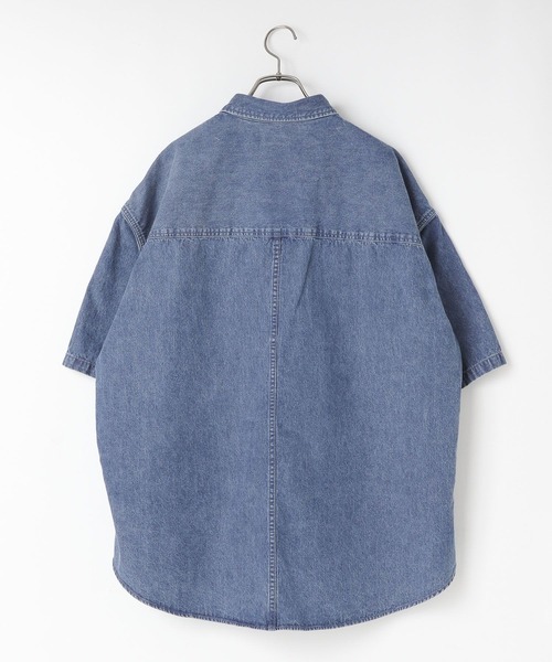 LOWRYS FARM（ローリーズファーム）の「デニムオーバーシャツＳＳ　490877（シャツ/ブラウス・メンズ・ブラック/ブルー・MEDIUM/LARGE）」の3枚目の写真