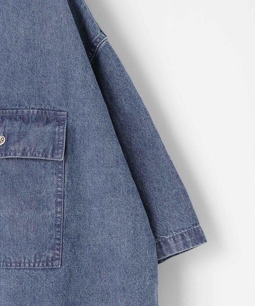 LOWRYS FARM（ローリーズファーム）の「デニムオーバーシャツＳＳ　490877（シャツ/ブラウス・メンズ・ブラック/ブルー・MEDIUM/LARGE）」の5枚目の写真