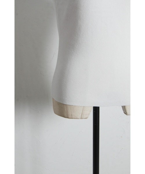 tocco closet（トッコ　クローゼット）の「【ZOZO限定】リボンレース襟ノースリーブニットトップス（ニット/セーター・レディース・ブラック/オフホワイト/ラベンダー・M）」の6枚目の写真