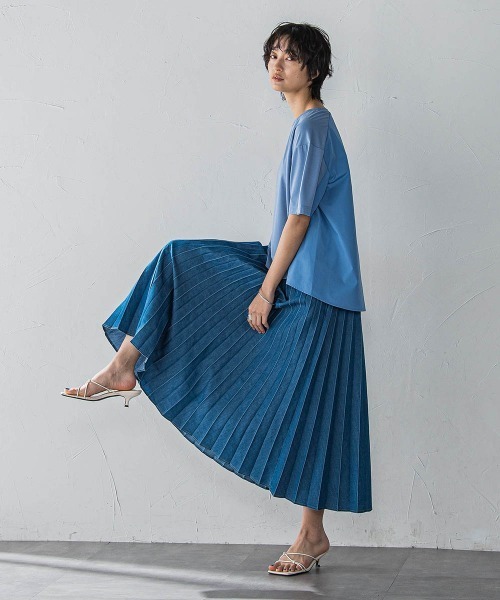 MAYSON GREY（メイソングレイ）の「デニムMIXライトプリーツスカート（スカート・レディース・ブルー/ネイビー・M）」の10枚目の写真