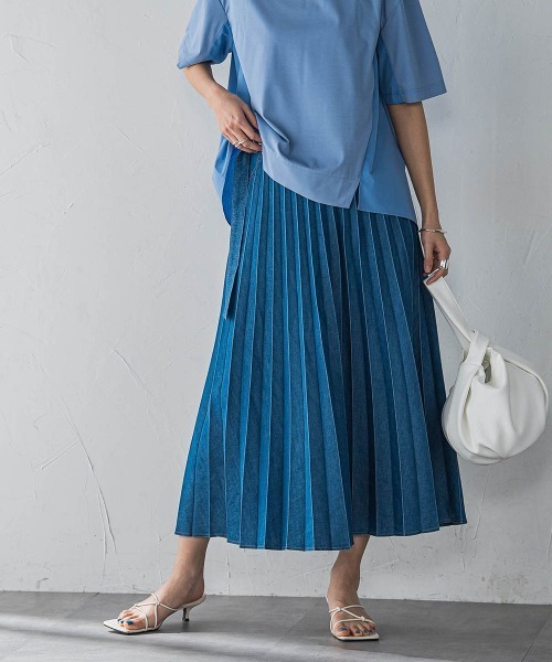 MAYSON GREY（メイソングレイ）の「デニムMIXライトプリーツスカート（スカート・レディース・ブルー/ネイビー・M）」の14枚目の写真