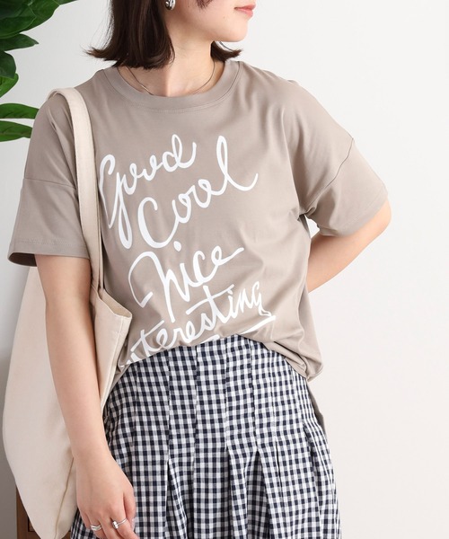 EGLANTINE(エグランティーヌ)の「EGLANTINE でかロゴプリント半袖Tシャツ【日本製】(Tシャツ/カットソー・レディース・ダークグリーン/チャコールグレー/ローズ/レッド/グレイッシュベージュ・40)」の11枚目の写真