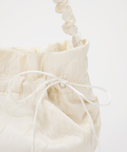EFOLE(エフォル)の「【ZOZO限定】Shirring jacquard ribbon bag / シャーリング ジャガード リボン バッグ(ハンドバッグ・レディース・ブラック/オフホワイト・FREE)」の18枚目の写真