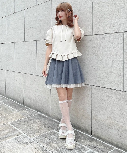 F i.n.t(フィント)の「コルセット切替パーカー 夏服【1枚で快適】マシンウォッシャブル/ fint フィント(パーカー・レディース・ライトグレー/アイボリー・FREE)」の4枚目の写真