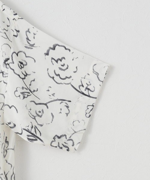 mii（ミー）の「【Mii / ミイ】 PRINTED HALF SLEEVE SHIRT（シャツ/ブラウス・レディース・アイボリー・MEDIUM）」の10枚目の写真