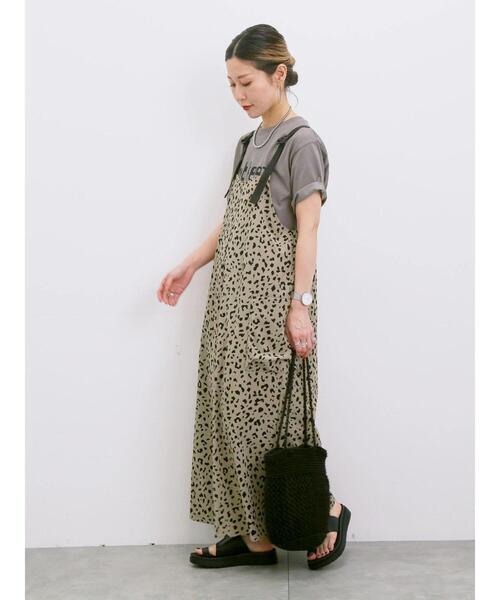 Samansa Mos2 blue(サマンサモスモスブルー)の「【接触冷感】ロゴプリントTシャツ(Tシャツ/カットソー・レディース・オフホワイト/ブルー/グレー/グリーン/ピンク・F)」の11枚目の写真