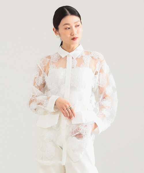 BAUM UND PFERDGARTEN（バウムウンドヘルガーデン）の「BAUM UND PFERDGARTEN / フラワーレース シャツ（シャツ/ブラウス・レディース・ホワイト・ONE SIZE）」の6枚目の写真