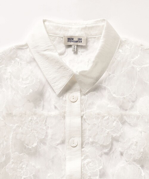 BAUM UND PFERDGARTEN（バウムウンドヘルガーデン）の「BAUM UND PFERDGARTEN / フラワーレース シャツ（シャツ/ブラウス・レディース・ホワイト・ONE SIZE）」の8枚目の写真