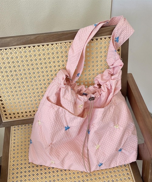 Mignonjour（ミニョンジュール）の「Mignonjour/リボン巾着2wayバッグ M2789（ハンドバッグ・レディース・グリーン/ピンク/パープル/ホワイト・FREE）」の5枚目の写真