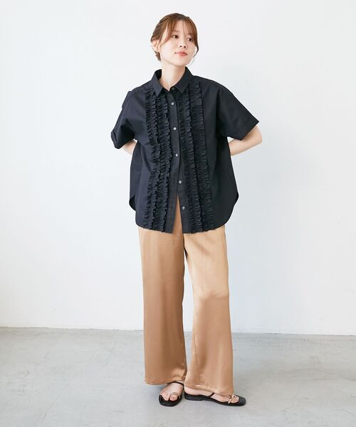 le.coeur blanc（ルクールブラン）の「《手洗い可能》メローウエストサテンイージーパンツ（その他パンツ・レディース・ライトブラウン/グレイッシュベージュ/ブラック・38）」の21枚目の写真