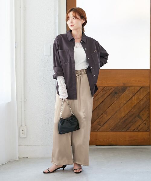 le.coeur blanc（ルクールブラン）の「《手洗い可能》メローウエストサテンイージーパンツ（その他パンツ・レディース・ライトブラウン/グレイッシュベージュ/ブラック・38）」の5枚目の写真