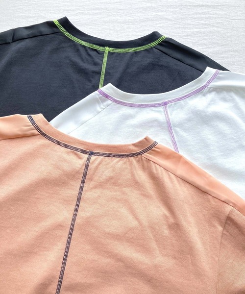 Q（キュー）の「切替スクエアステッチT（Tシャツ/カットソー