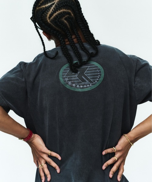 FORSOMEONE(フォーサムワン)の「FORSOMEONE BLACK TEE(Tシャツ/カットソー・メンズ・チャコールグレー・46/50/48/44)」の8枚目の写真