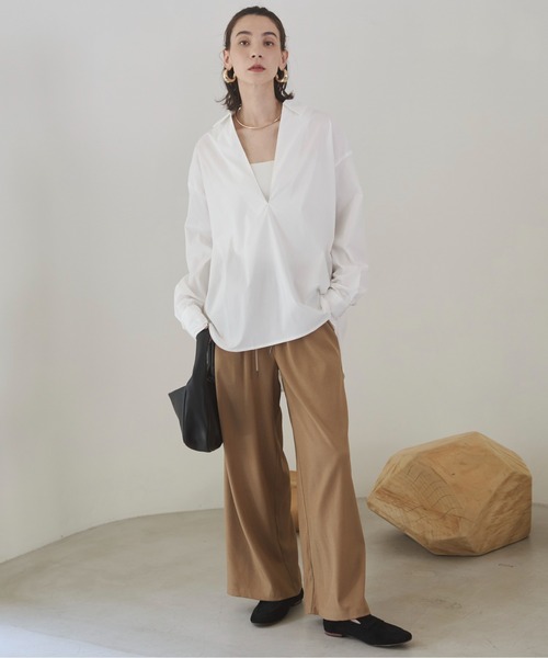 ANGIE(アンジー)の「スキッパー オーバーサイズ シャツ / オフィスカジュアル / 通勤 / 春服(シャツ/ブラウス・レディース・ブラック/ダークベージュ/ネイビー/ホワイト/サックスブルー/ホワイト系その他/ベージュ系その他/ブルー系その他・FREE)」の9枚目の写真