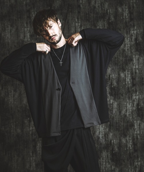 NO ID.(ノーアイディ)の「【NO ID.】Bias Dart Pullover / バイアス ダーツ プルオーバー(Tシャツ/カットソー・メンズ・ホワイト/ブラック・ONE SIZE)」の6枚目の写真