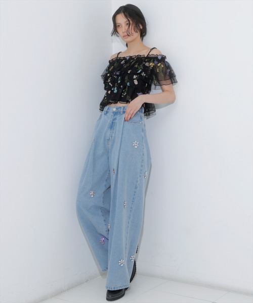 AND COUTURE(アンドクチュール)の「ボタニカル柄刺繍チュールブラウス(シャツ/ブラウス・レディース・オフホワイト/ブラック・FREE)」の14枚目の写真