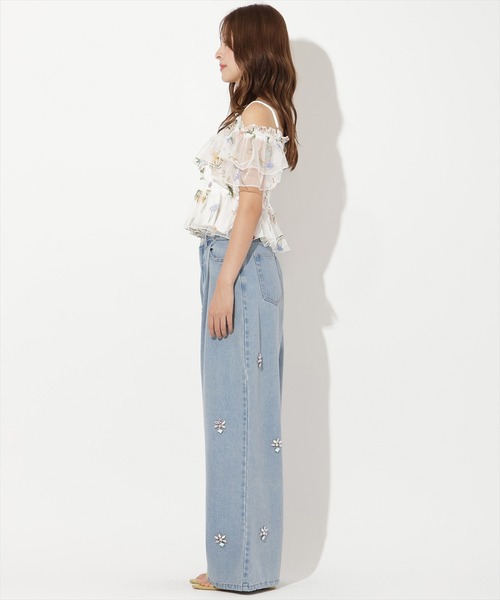 AND COUTURE(アンドクチュール)の「ボタニカル柄刺繍チュールブラウス(シャツ/ブラウス・レディース・オフホワイト/ブラック・FREE)」の22枚目の写真