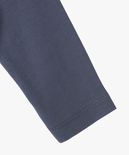 agnes b.(アニエスベー)の「ベビー ロゴ コットン 長袖 Tシャツ(Tシャツ/カットソー・キッズ・グレー系その他・1YEAR/2YEAR/6MONTH/18M)」の5枚目の写真