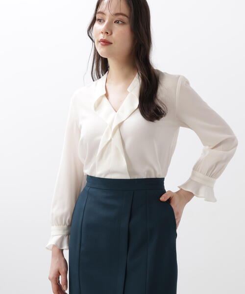 PINKY&DIANNE(ピンキーアンドダイアン)の「◆バンドカラーラッフルブラウス(シャツ/ブラウス・レディース・ホワイト系その他2/ネイビー/ピンク系その他・38/36)」の9枚目の写真