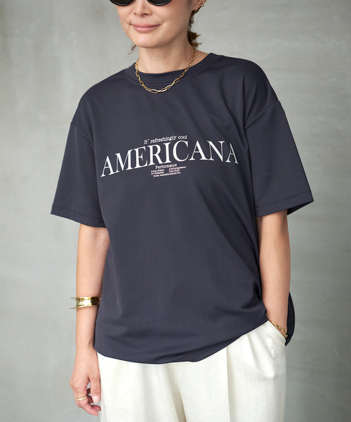 アパルトモン【AMERICANA/アメリカーナ】Cool Relax Tee AMERICANA/アメリカーナ】 Graphic T-shirt（Tシャツ