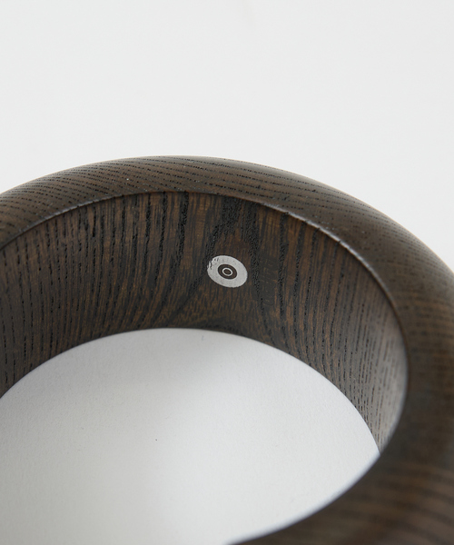 Rouge vif（ルージュヴィフ）の「【OCUCCI  jewelry/オクチ ジュエリー】Zelkova C bangle バングル（バングル/リストバンド・レディース・ブラウン・フリー）」の8枚目の写真