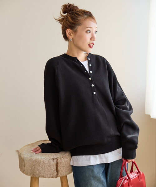 FREAK'S STORE(フリークスストア)の「限定展開 スウェットライク ヘンリーネック ニット プルオーバー(ニット/セーター・レディース・ライトグレー/レッド/イエロー/ブラック/ブルー/ナチュラル/ダークブラウン・フリ-)」の11枚目の写真