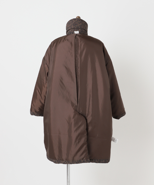 OUTDOOR PRODUCTS(アウトドアプロダクツ)の「パデットレオパードプリントステンカラーコート(その他アウター・レディース・キャメル・FREE)」の20枚目の写真