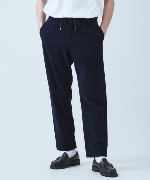 JOURNAL STANDARD（ジャーナルスタンダード）の「TRICOT CORD ワンタックイージーパンツ / セットアップ対応（その他パンツ・メンズ・チャコールグレー/ブラック/ネイビー/ブラウン・SMALL/MEDIUM/LARGE）」の21枚目の写真