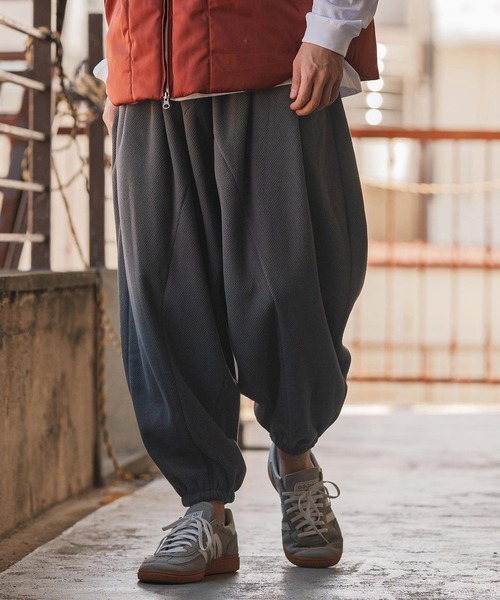 CAMBIO（カンビオ）の「mp14132- Honeycomb Jacquard Fleece Surrouel Pants サルエルパンツ(A55525cmb)（その他パンツ・メンズ・チャコール/ブラック・S/M/L）」の2枚目の写真