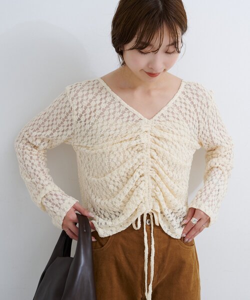 Kastane（カスタネ）の「B ギャザーレースカットトップス（Tシャツ/カットソー・レディース・ブラック/アイボリー/ブラウン・FREE）」の4枚目の写真