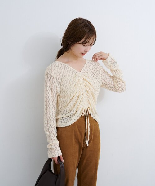 Kastane（カスタネ）の「B ギャザーレースカットトップス（Tシャツ/カットソー・レディース・ブラック/アイボリー/ブラウン・FREE）」の6枚目の写真