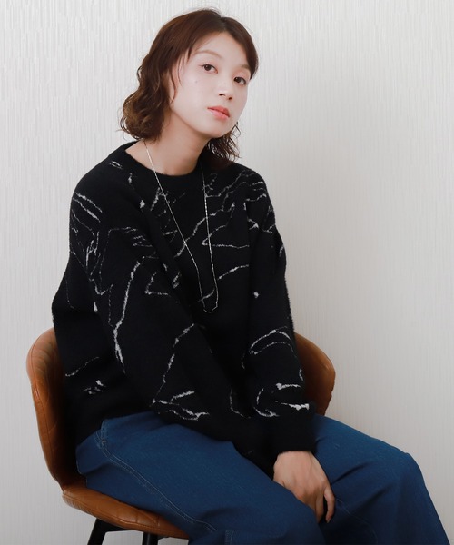 libelle more（リベル モア）の「ミニフェザーニュアンス柄ジャガードニット（ニット/セーター・レディース・ブラック/グレイッシュベージュ/アイボリー・M）」の3枚目の写真