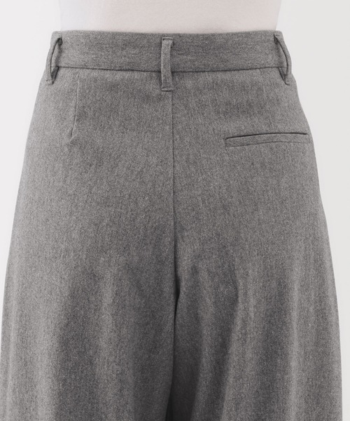 無印良品（ムジルシリョウヒン）の「婦人　縦横ストレッチ起毛　タックワイドパンツ（その他パンツ・レディース・グレー/ネイビー系/ブラック/アイボリー・S/M/L/XL）」の18枚目の写真