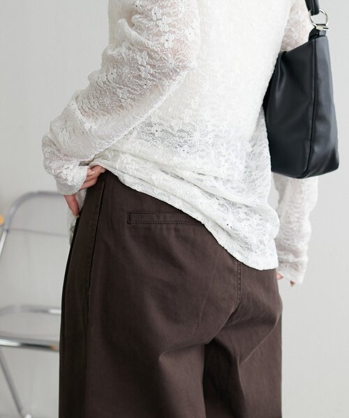 DISCOAT（ディスコート）の「2タックチノワイドパンツ（チノパンツ・レディース・ブラウン/ベージュ・MEDIUM/LARGE）」の6枚目の写真