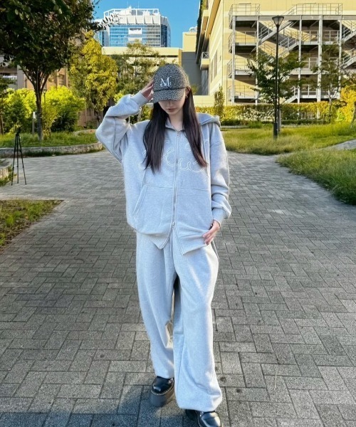 FANCY CLUB(ファンシークラブ)の「A'GEM/9 × .kom 『FANCY CLUB/ファンシークラブ』別注品 ANGEL WING ZIP UP /エンジェル ウイングジップアップパーカー(パーカー・レディース・ブラック×レッド/ピンク/グレー/ブラック×ピンク・FREE)」の18枚目の写真
