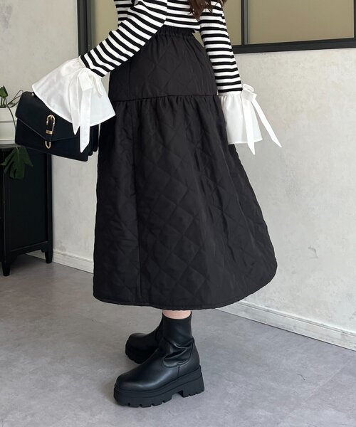 prose verse(プロズヴェール)の「キルティングボリュームフレアスカート(スカート・レディース・ブラック・LARGE/MEDIUM)」の17枚目の写真