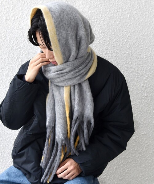 SHIPS any(シップス エニィ)の「SHIPS any:〈手洗い可能〉ボリューム シャギー スイッチ マフラー (ユニセックス)◇(マフラー・メンズ・ブラック/グレー/ピンク/ライトグリーン・ONE SIZE)」の2枚目の写真