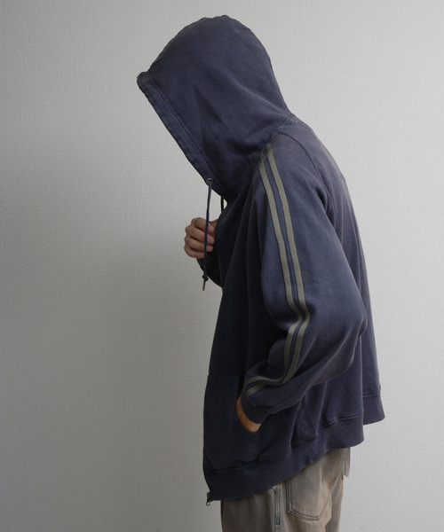 NILWAY（ニルウェイ）の「TC裏起毛スノーウォッシュ加工袖ライントラックパーカー（パーカー・メンズ・ブラック/ネイビー系・MEDIUM/LARGE）」の9枚目の写真