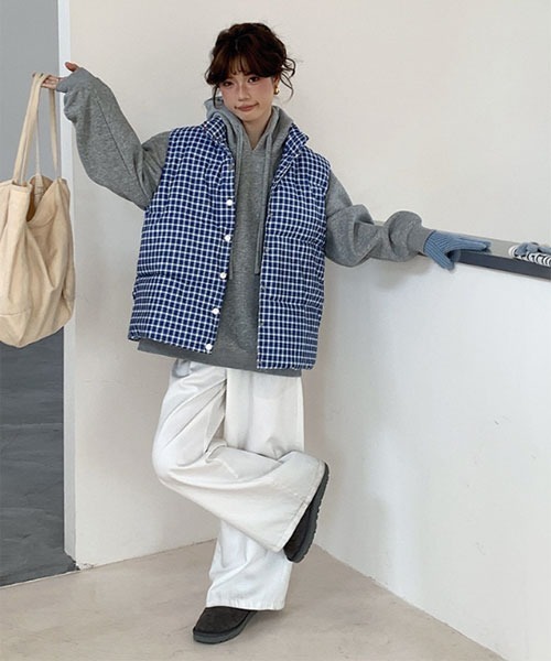 urge:(アージコロン )の「【URGE:】チェックダウンベスト(ダウンベスト・レディース・ブルー・LARGE/SMALL)」の1枚目の写真