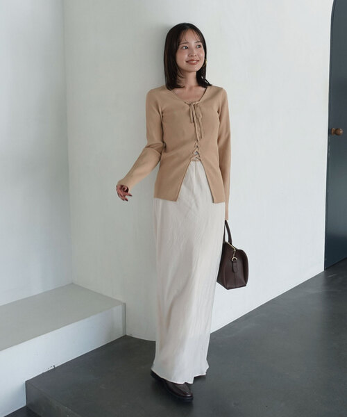 Noble（ノーブル）の「《WEB限定追加》レースアップリブニット（ニット/セーター・レディース・ブラック/ベージュ・FREE）」の13枚目の写真