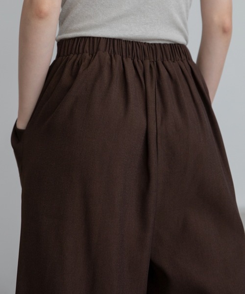 VACANCY(ヴァカンシー)の「ドレープシルエットワイドイージーパンツ(スラックス・レディース・ネイビー/ブラウン・LARGE/MEDIUM/SMALL)」の18枚目の写真