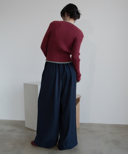 VACANCY(ヴァカンシー)の「ドレープシルエットワイドイージーパンツ(スラックス・レディース・ネイビー/ブラウン・LARGE/MEDIUM/SMALL)」の9枚目の写真